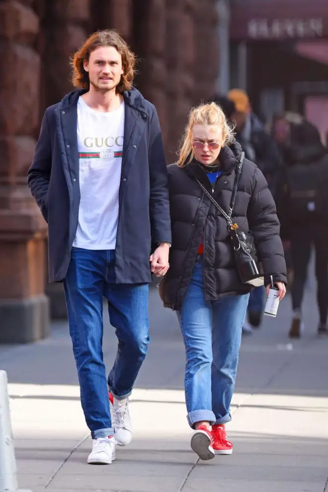 Who Is Henry Frye? Meet New Romance Of Dakota Fanning